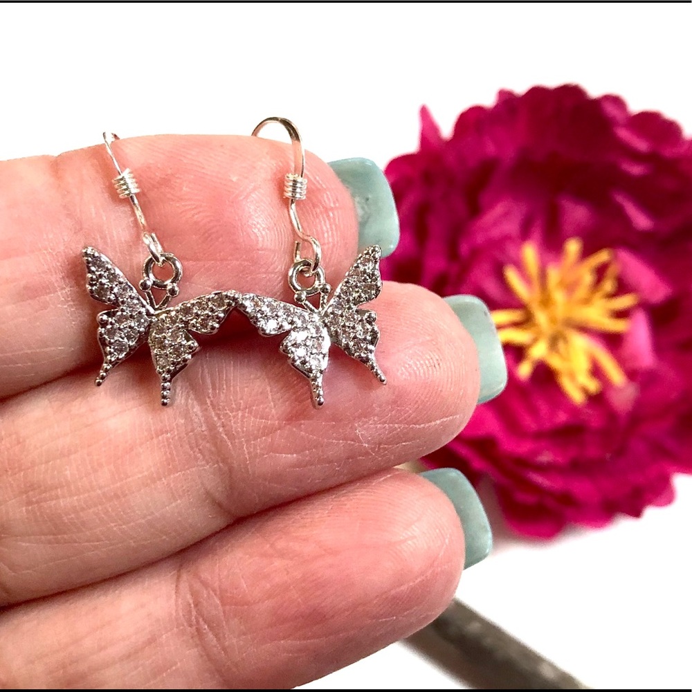 Butterfly Earrings, Dragonfly, Flower, Minimalist - Picture 4 of 10